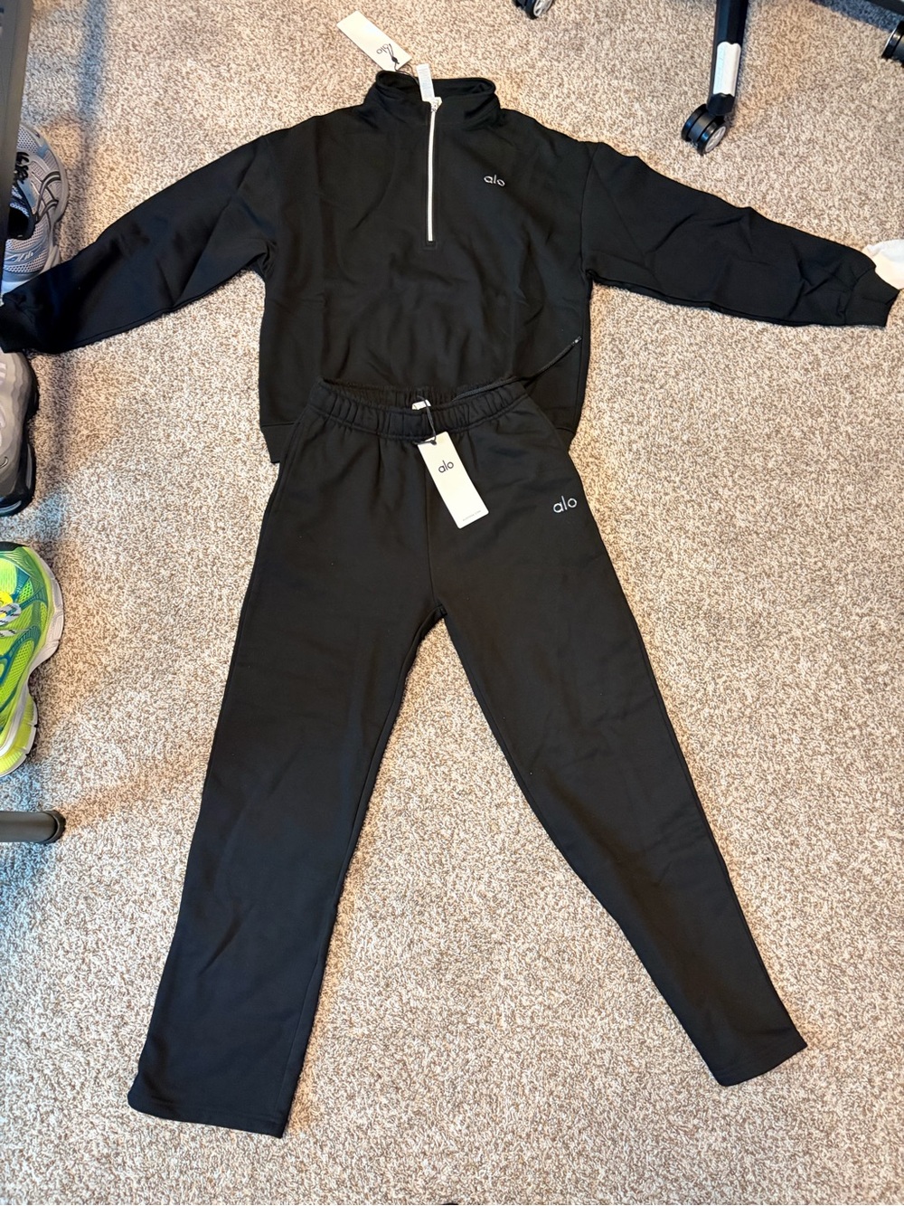 ALO Yoga Black 1/4 Zip Pullover & Jogger